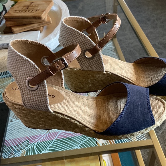 Lucky Brand wedge heels size 8 - Picture 4 of 4